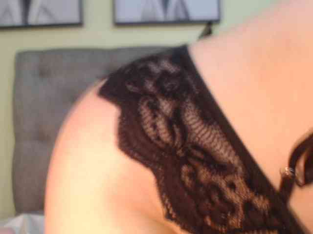 kendalthailor webcam