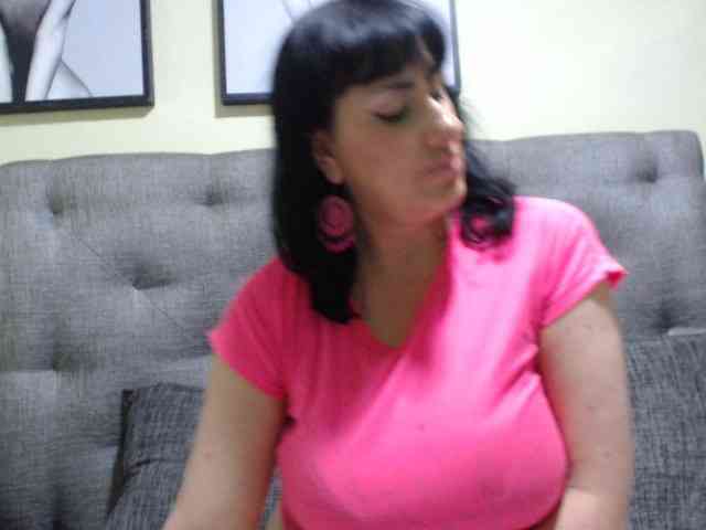 kendalthailor webcam