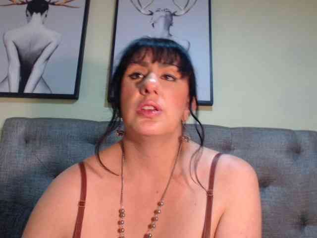 kendalthailor webcam