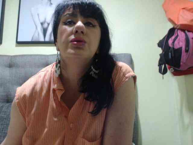 kendalthailor webcam
