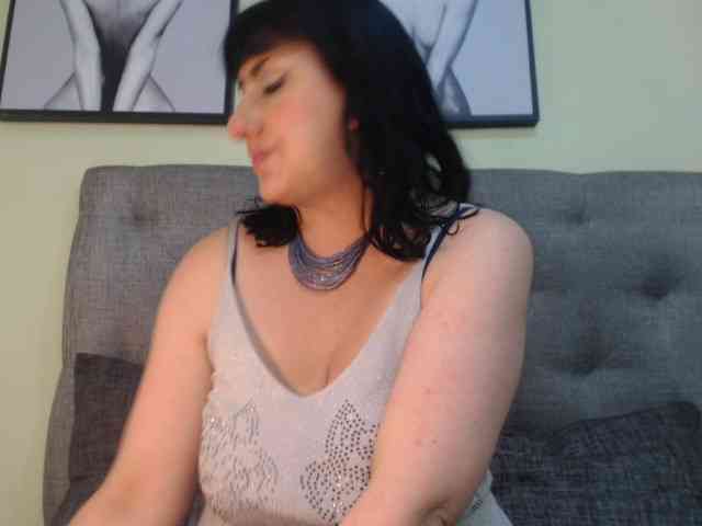 kendalthailor webcam