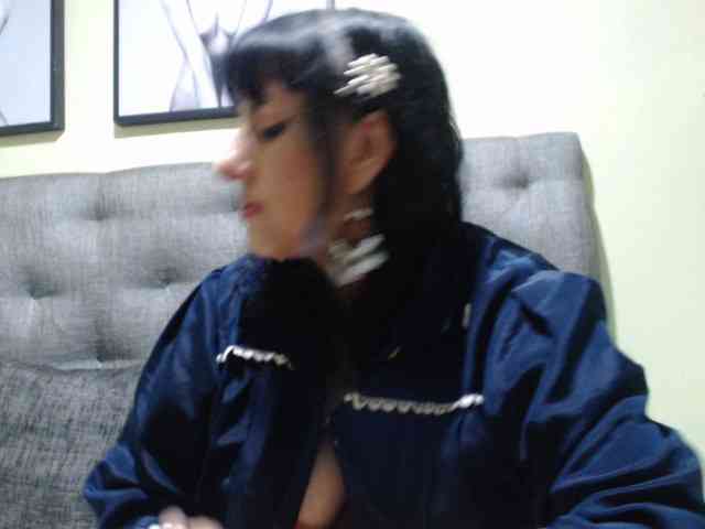 kendalthailor webcam