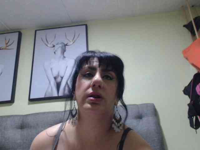 kendalthailor webcam