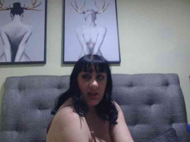 kendalthailor webcam
