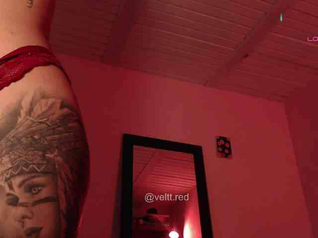 RedVelvett- webcam