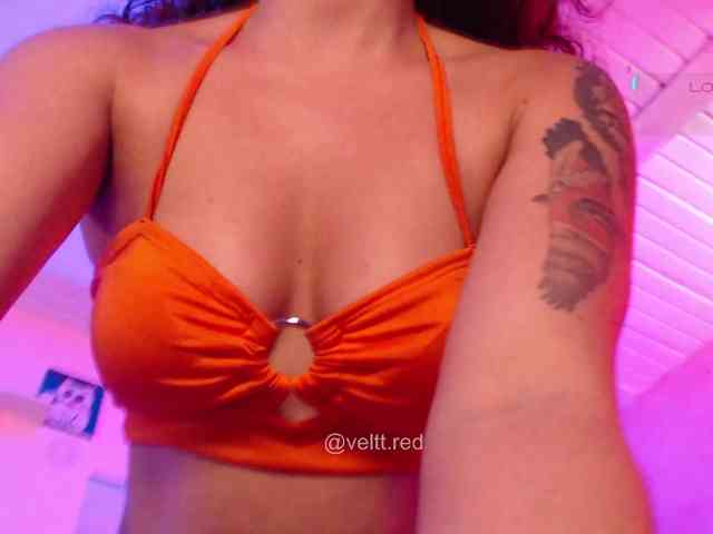 RedVelvett- webcam