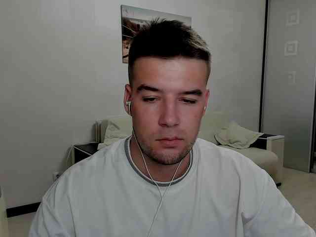 KeGaMbiT69 Sex Cam Show