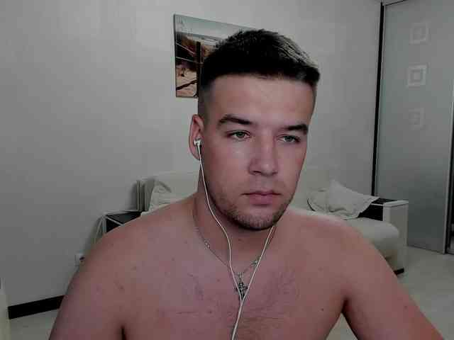 KeGaMbiT69 Sex Cam Show