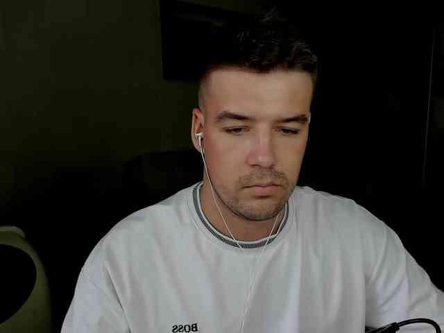 KeGaMbiT69 Sex Cam Show