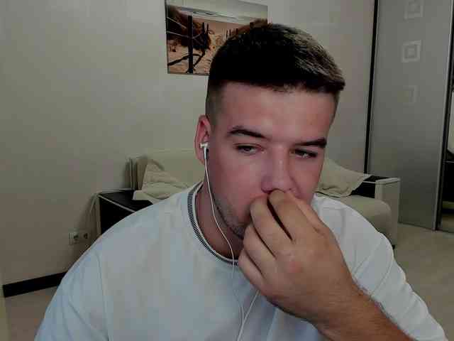 KeGaMbiT69 Sex Cam Show