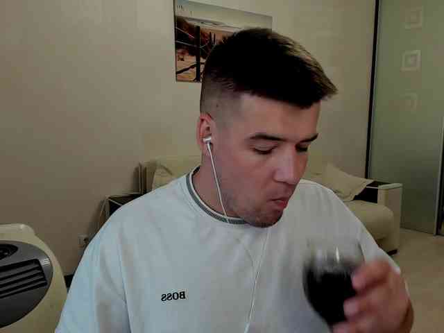 KeGaMbiT69 Sex Cam Show