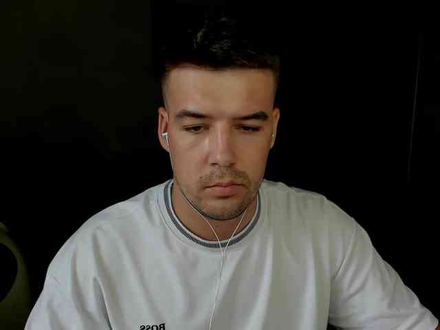 KeGaMbiT69 Sex Cam Show
