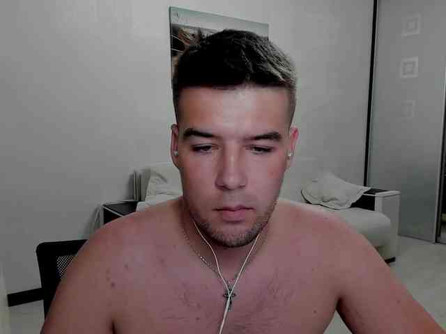 KeGaMbiT69 Sex Cam Show