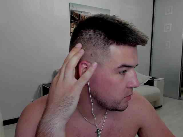 KeGaMbiT69 Sex Cam Show