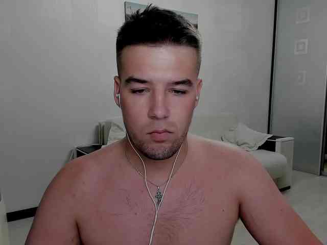 KeGaMbiT69 Sex Cam Show