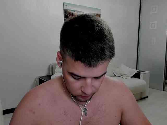 KeGaMbiT69 Sex Cam Show