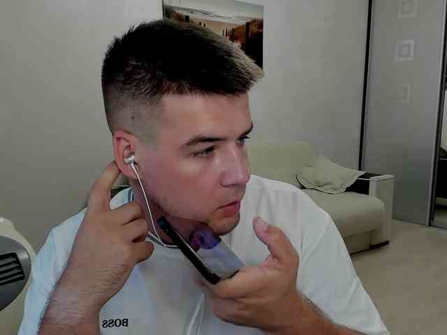 KeGaMbiT69 Sex Cam Show