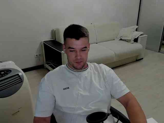 KeGaMbiT69 Sex Cam Show