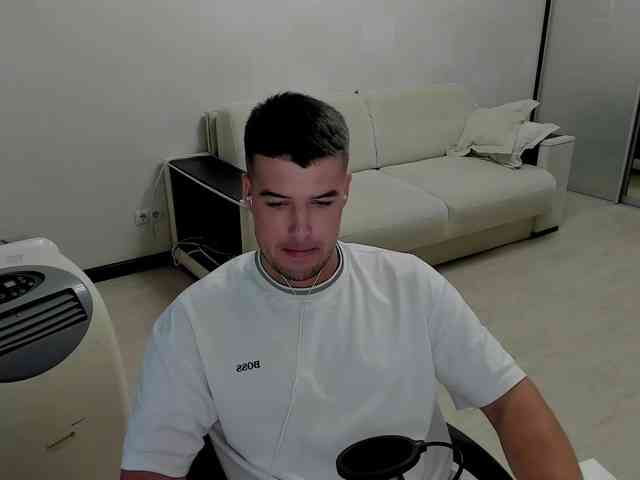 KeGaMbiT69 Sex Cam Show