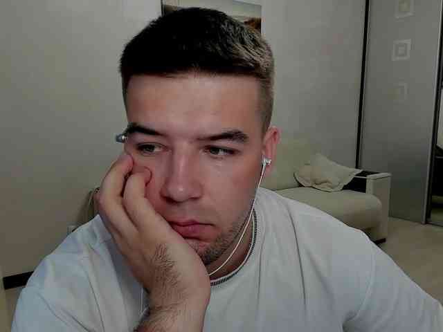 KeGaMbiT69 Sex Cam Show