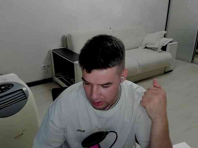 KeGaMbiT69 Sex Cam Show
