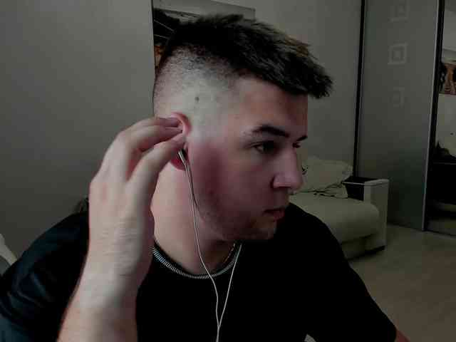 KeGaMbiT69 Sex Cam Show