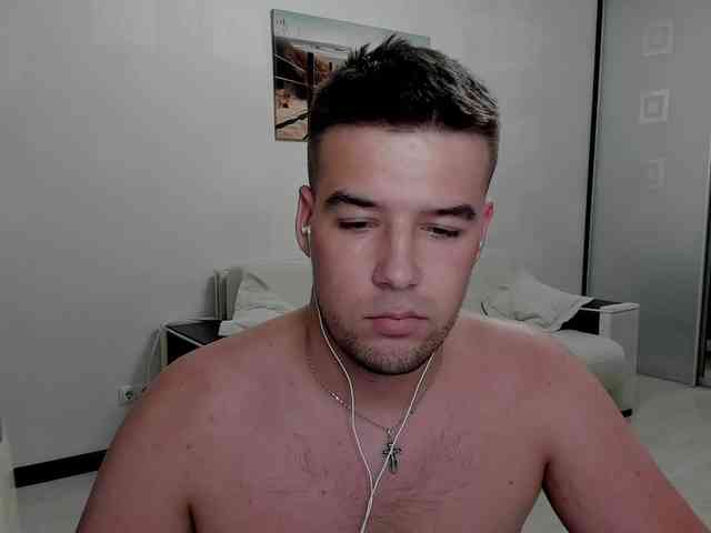 KeGaMbiT69 Sex Cam Show