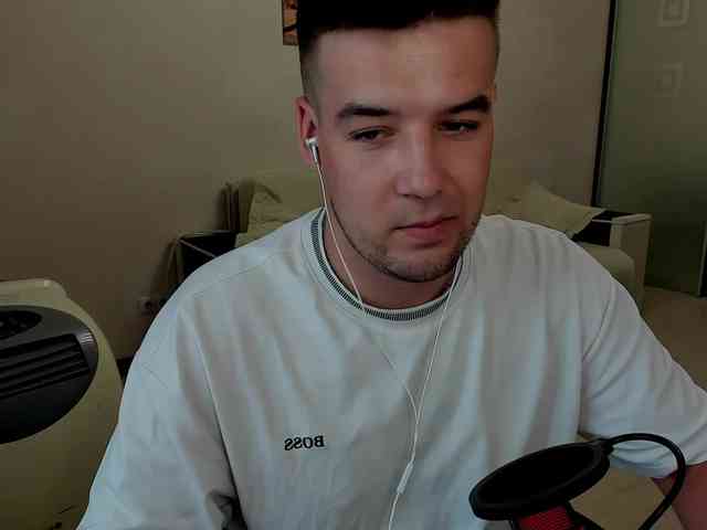 KeGaMbiT69 Sex Cam Show