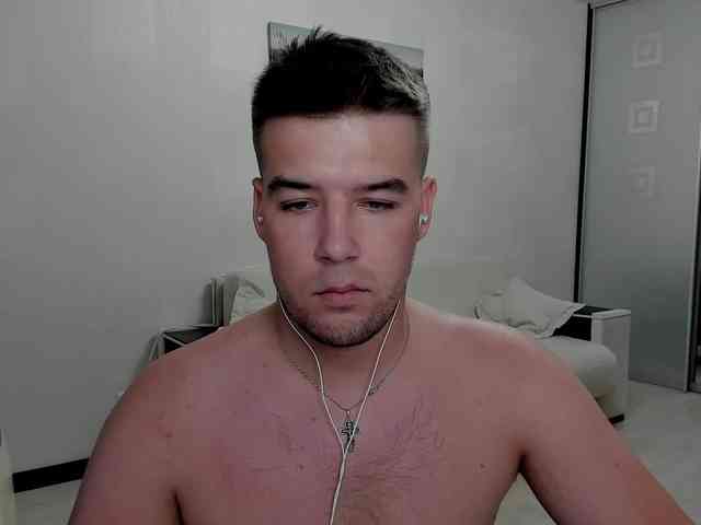 KeGaMbiT69 Sex Cam Show