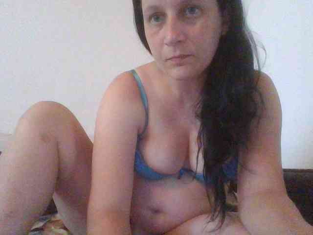 Larasaintporn webcam