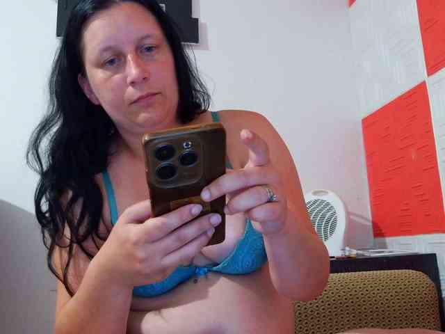 Larasaintporn webcam