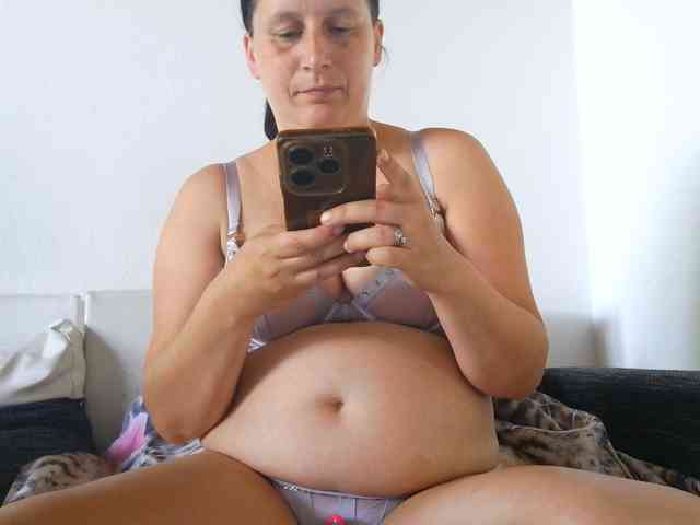 Larasaintporn webcam