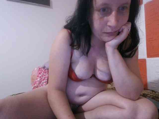 Larasaintporn webcam