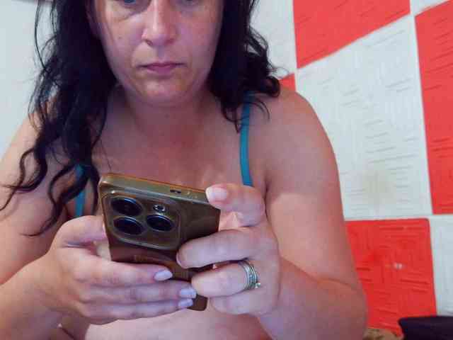 Larasaintporn webcam