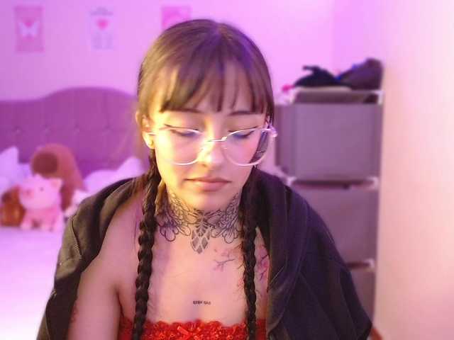 azuna1 live cam on BongaCams