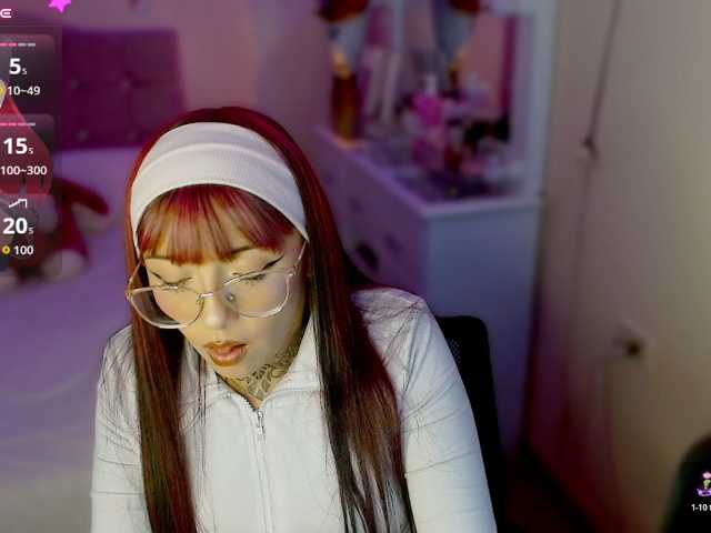 azuna1 live cam on BongaCams