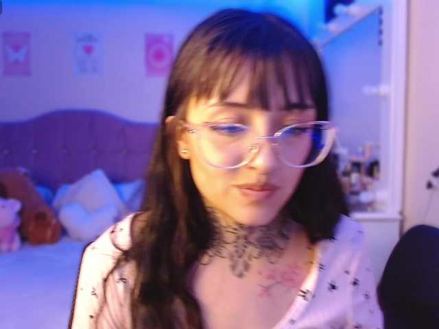 azuna1 live cam on BongaCams