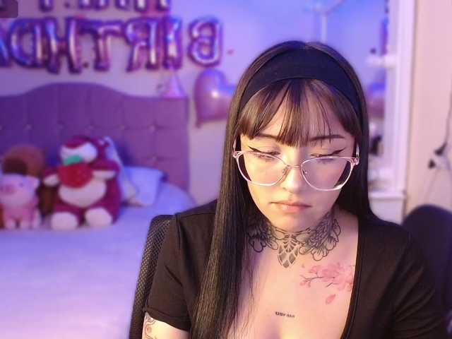 azuna1 live cam on BongaCams