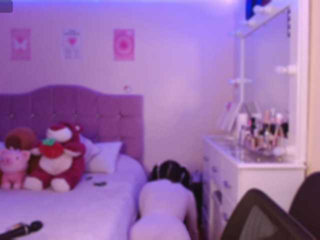 azuna1 live cam on BongaCams