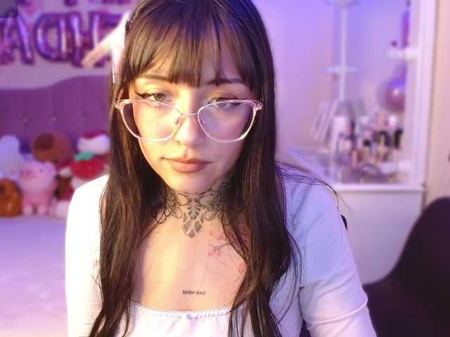 azuna1 live cam on BongaCams