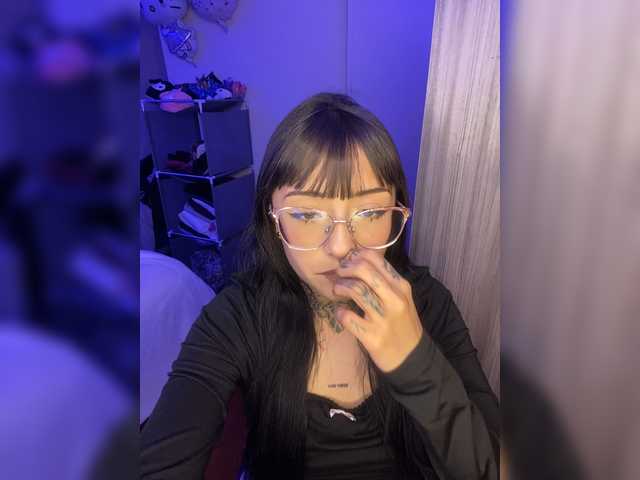 azuna1 live cam on BongaCams