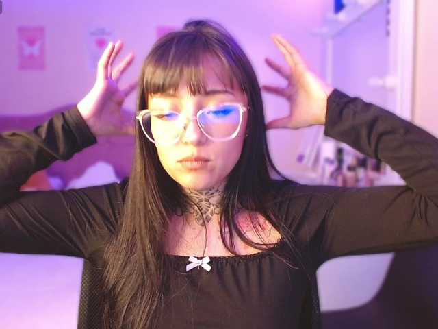 azuna1 live cam on BongaCams