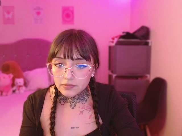 azuna1 live cam on BongaCams