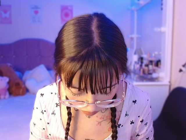 azuna1 live cam on BongaCams