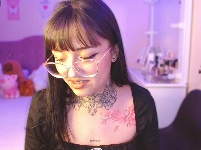 azuna1 live cam on BongaCams