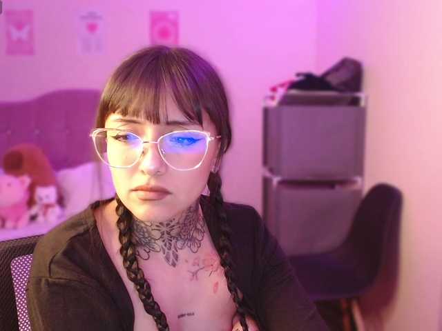 azuna1 live cam on BongaCams