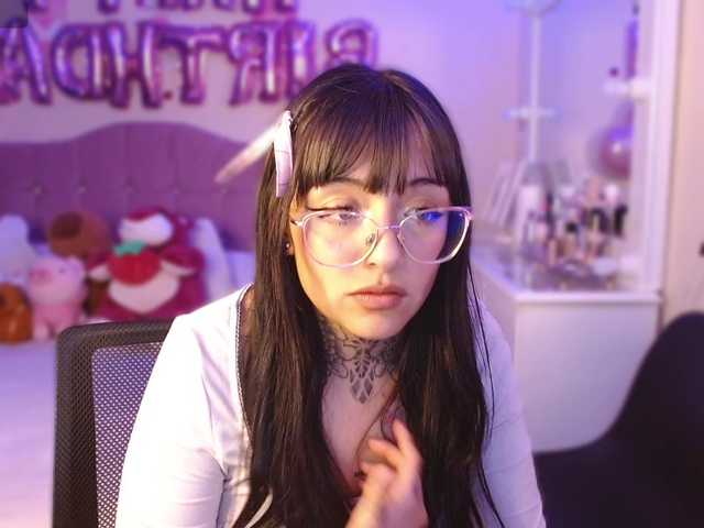 azuna1 live cam on BongaCams