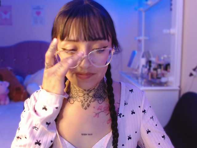 azuna1 live cam on BongaCams