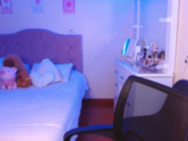 azuna1 live cam on BongaCams