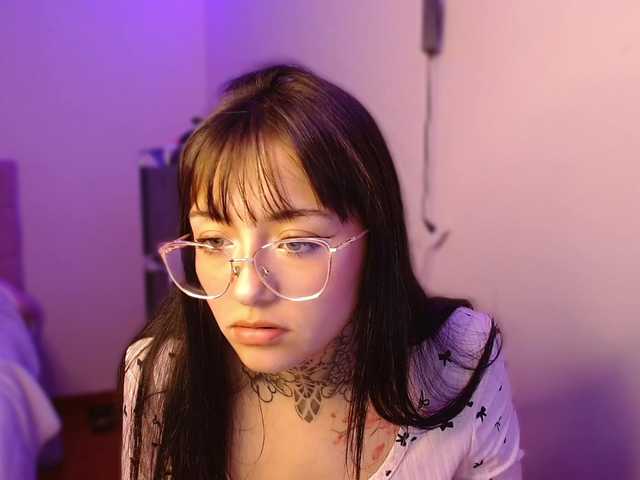 azuna1 live cam on BongaCams